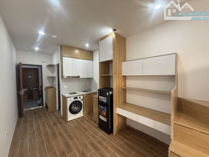 Bán Toà Nhà 8 Tầng 102m Doanh Thu 250 Triệu Phố Chùa Láng Giá 56 Tỷ