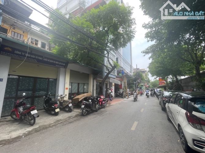 50 tỷ/ 222 m2/ 7.5 m tiền/ Mặt Phố Hồng Hà. Hoàn Kiếm