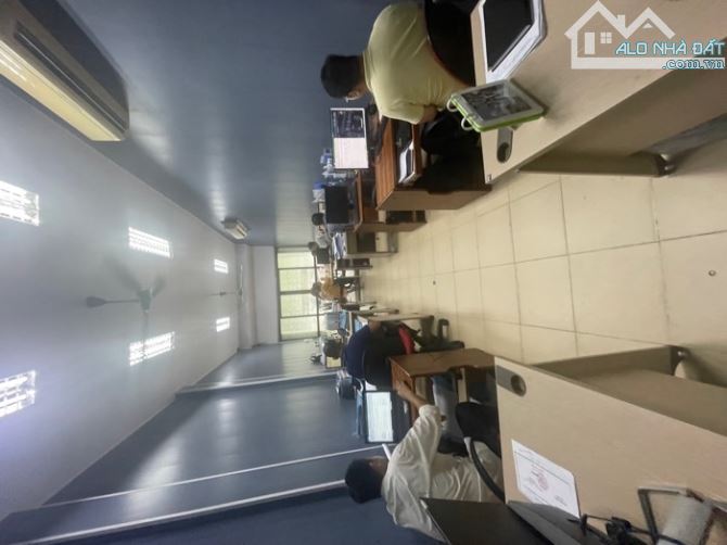 50 tỷ/ 222 m2/ 7.5 m tiền/ Mặt Phố Hồng Hà. Hoàn Kiếm