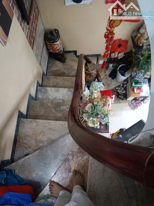 ĐỊNH CƯ NƯỚC NGOÀI CẦN BÁN GẤP NHÀ PHỐ HẠ HỒI TRẦN HƯNG ĐẠO HOÀN KIẾM 6 TẦNG 3 NGỦ 10.2 TỶ