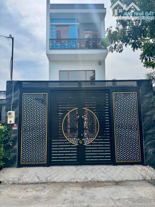 Siêu phẩm Chợ Hóc Môn. 125m2 ngang 5, đường 6M, 3 Tầng, chỉ 6 Tỷ - 6