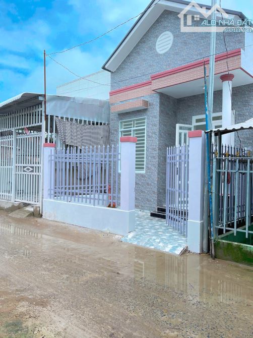 Bán Nhà Thị Trần Bảy Ngàn - Xã Tân Hòa - Cần Thơ