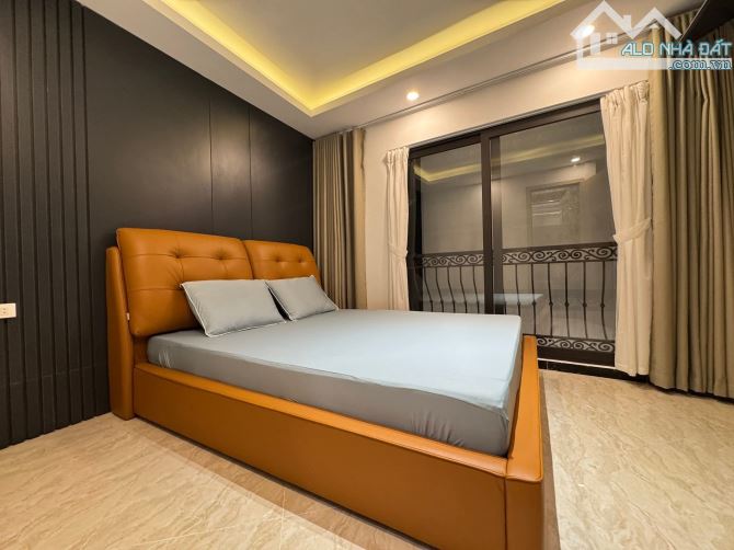 Nhà đẹp Thanh Nhàn, gần Phố thang máy full nội thất 35m2 x 6 tầng. Giá 9.56 tỷ