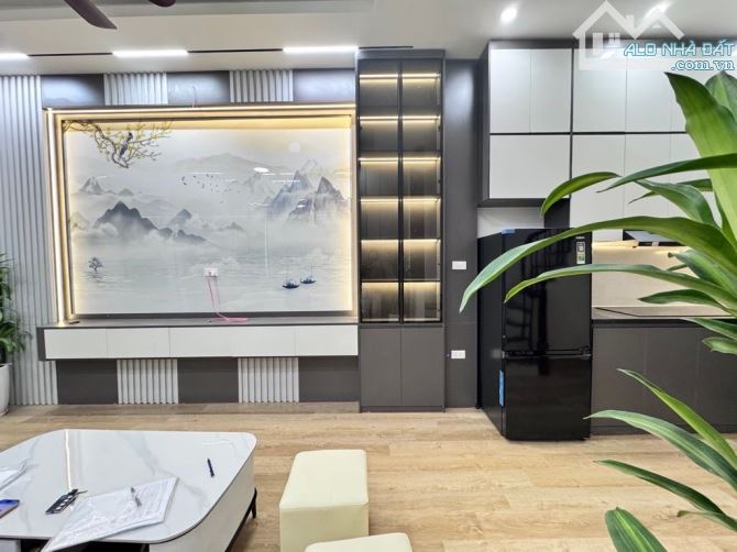 Trương Định HBT-Ngõ thông,dân xây-46m-10 tỷ 5