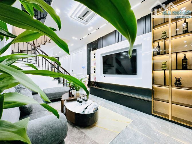 Nhà đẹp full nội thất xịn 10m ra Phố Trần Duy Hưng ngõ thông kdoanh 60m2. Giá 16.5 tỷ