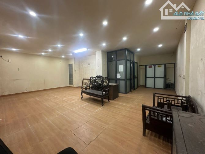 Thọ Tháp, DT 189M2x4T, MT 14M, giá 86 tỷ BIỆT THỰ ĐƠN LẬP - KHU VIP - HÀNG XÓM CÔNG VIÊN