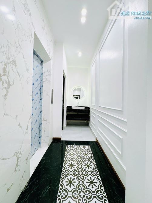 Nhà đẹp full nội thất xịn 10m ra Phố Trần Duy Hưng ngõ thông kdoanh 60m2. Giá 16.5 tỷ