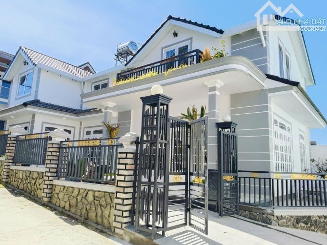 ✨🏡✨ HẠ GIÁ SÂU – CHỈ 10,5 TỶ Cần bán Villa / Biệt thự hẻm xe hơi (4m) – Nguyễn Siêu, P.7 - 1