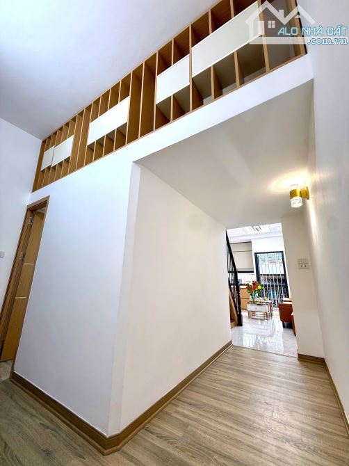 Bán căn hộ 2 ngủ tập thể Nghĩa Tân, Cầu Giấy 46m2, full nội thất. Giá 2.95 tỷ sổ đỏ CC