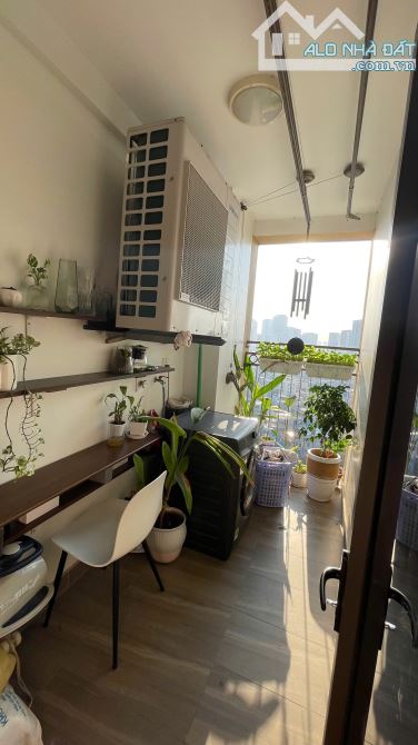 Chính chủ bán căn 2 ngủ DT 50m2 full nội thất Tòa D'el Dorado Tây Hồ - 7 tỷ bao phí