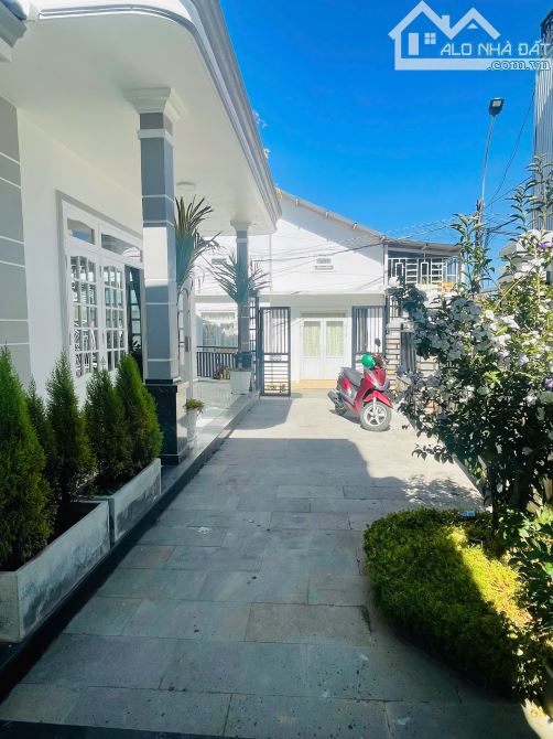 ✨🏡✨ HẠ GIÁ SÂU – CHỈ 10,5 TỶ Cần bán Villa / Biệt thự hẻm xe hơi (4m) – Nguyễn Siêu, P.7 - 7