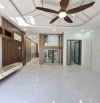 NHà mới - Ngay 4 xã - 4 tầng - Hẻm xe hơi giá 8 tỷ 15