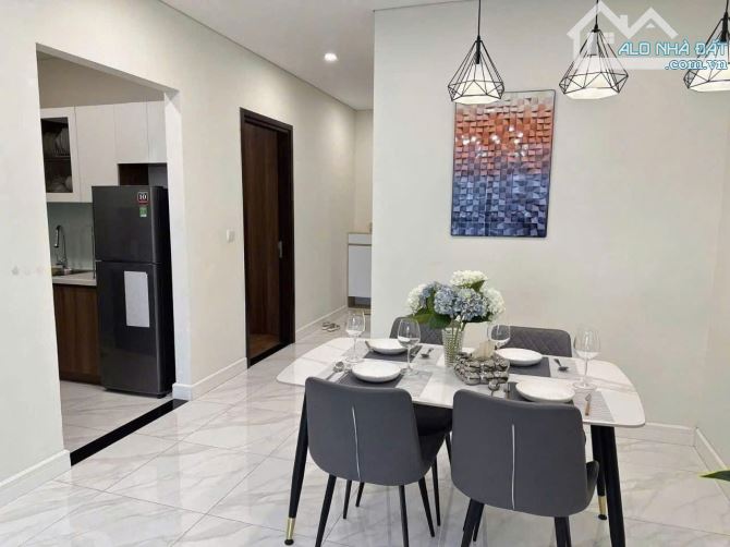 Chính chủ bán căn 2 ngủ tầng cao view Hồ Tây chung cư D' El Dorado DT 76m2 sẵn sổ, 10.5 tỷ