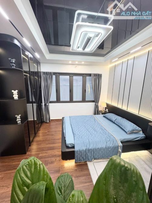 Bán Nhà Phố Bạch Mai 24M- 5 Tầng, 3 Ngủ full NT đẹp chỉ 5.48 tỷ(TL)