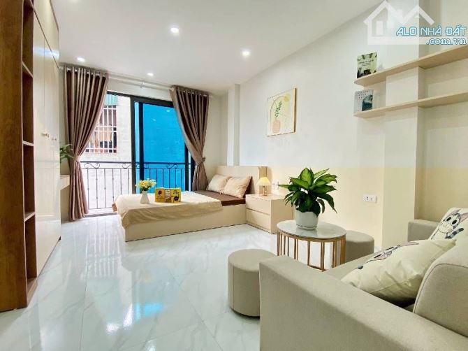 Hiếm! Bán căn hộ dịch vụ phố Yên Hoà, Hạ Yên Quyết, Cầu Giấy DT 65m2, gần ô tô, hơn 13 tỷ