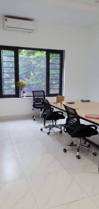 MẶT PHỐ GIANG VĂN MINH, CĂN GÓC, VỈ HÈ RỘNG, KINH DOANH 30m2 x 5 Tầng Mt4,2m giá 20 tỷ