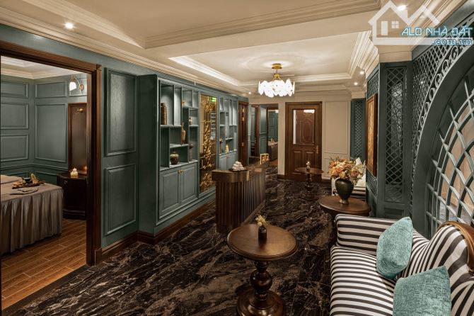 Bán toà khách sạn mặt phố Nguyễn Trường Tộ, DT: 220m2 x 16 Tầng, Mặt tiền: 10m, Giá 190 Tỷ