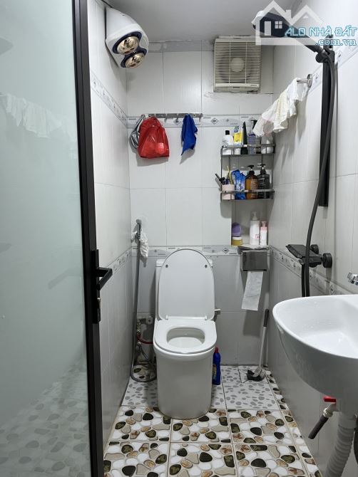 Bán nhà phố Láng Hạ, Lô Góc, cực gần phố, 35m, 5 tầng, chỉ 8x tỷ