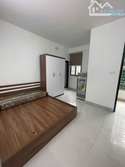 BÁN GẤP NHÀ PHỐ CẦU GIẤY DT50m2 XÂY 7 TẦNG THANG MÁY 12 CĂN HỘ CHO THUÊ. 14 TỶ