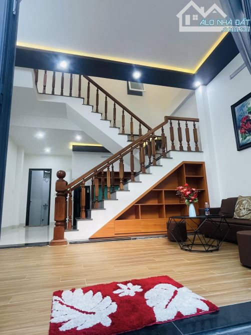 🔴💥Nhà 2 tầng 2 mê kiệt Ô tô FULL nội thất Y hình  - gần đường chính TÔ HIỆU - 2