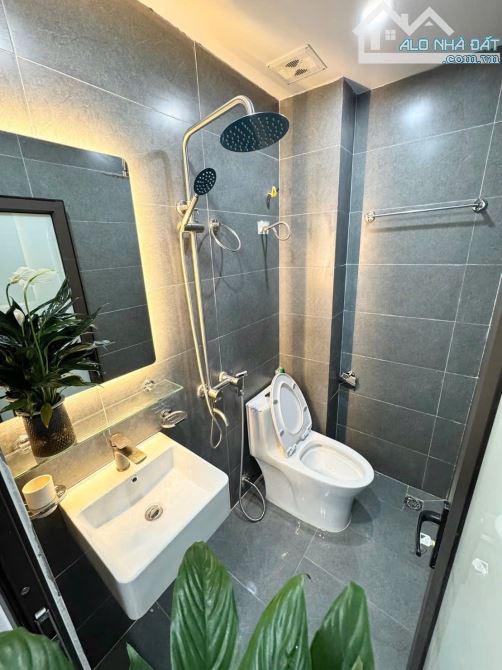 Bán Nhà Phố Bạch Mai 24M- 5 Tầng, 3 Ngủ full NT đẹp chỉ 5.48 tỷ(TL)