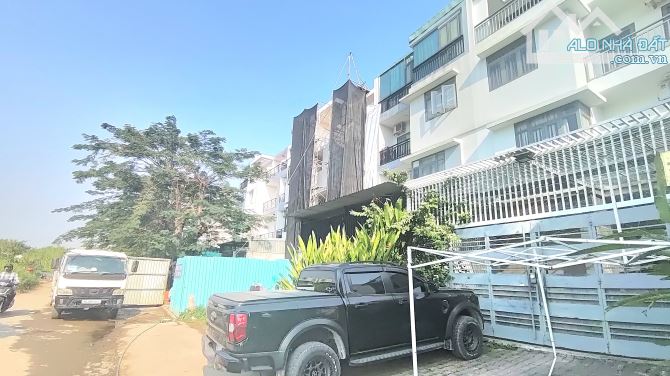 GẤP BÁN, BIỆT THỰ KHU VIP INTRESCO 4 TẦNG 7PN CHÍNH CHỦ 1 ĐỜI, KẾ NGUYỄN VĂN LINH QL50 — ảnh 4