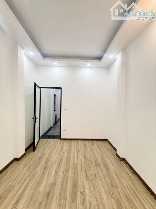 PHÂN LÔ ĐỀN LỪ - LÔ GÓC - Ô TÔ ĐỖ CỐNG - 48m2 , 4 TẦNG, 8.x TỶ.