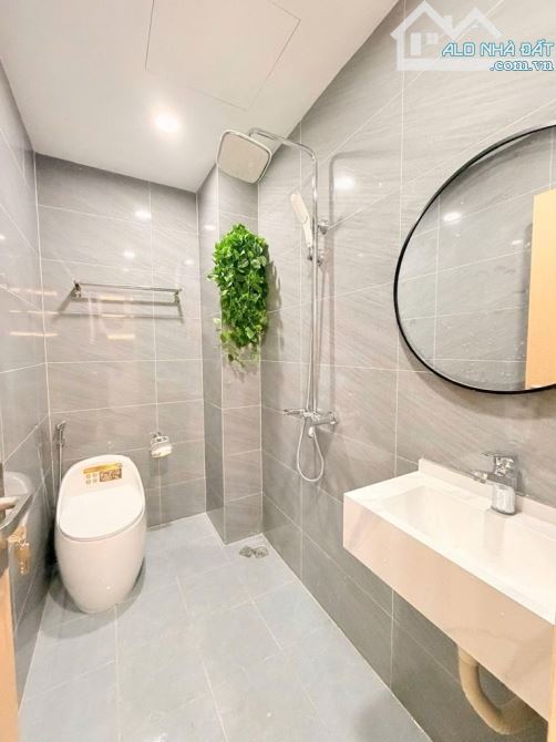 BÁN CĂN CHUNG CƯ TÂN MAI 75 m FULL ĐỒ HƠN 4 TỶ.