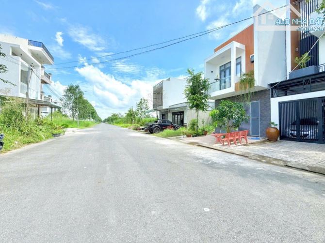 CẦN BÁN GẤP ĐẤT TRUNG TÂM THỦ DẦU MỘT – 120m² – GIÁ TỐT 1,65 TỶ - 1