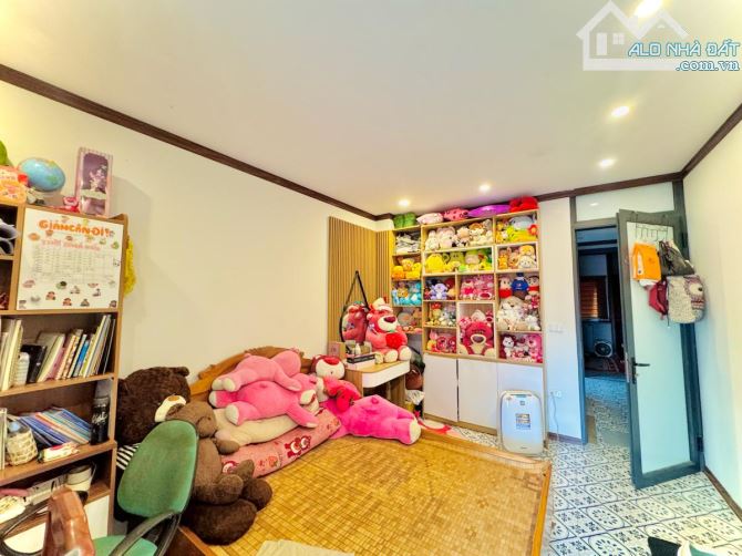 Mặt ngõ Phân Lô NGUYỄN AN NINH - PHỐ VỌNG 50m2 - 4m mặt tiền, 10 bước oto tránh !