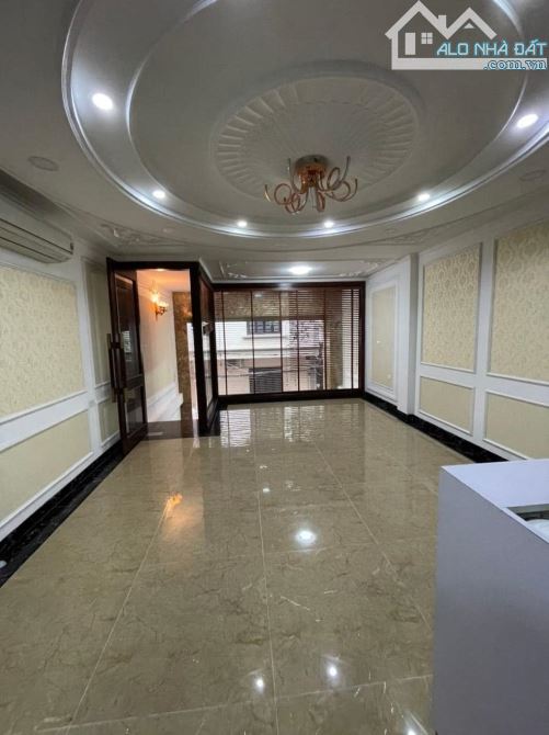 bán nhà phân lô 3 tầng phố Núi Trúc 50m ,11.9 tỷ Ba Đình,ngõ thông ô tô đỗ cổng