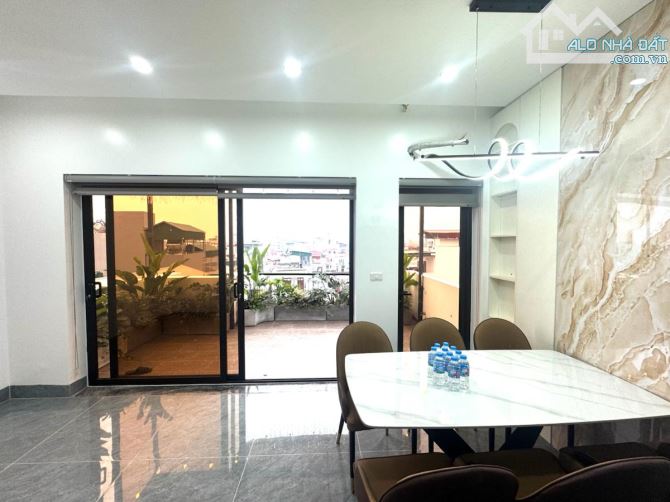 NHÀ ĐẸP! HƠN 12 TỶ, BÁN NHÀ NGUYỄN XIỂN, 62m2x6T, PHÂN LÔ, Ô TÔ – LÔ GÓC – THANG MÁY