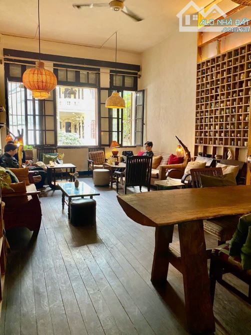 Cần bán gấp nhà phố Nguyễn Chí Thanh, ô tô tránh vỉa hè kinh doanh 141m2*7.5m MT, 400tr/m2