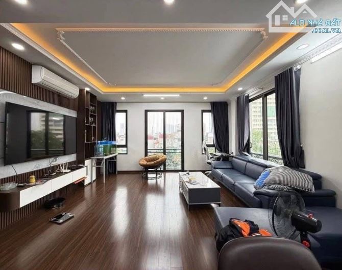 BÁN GẤP NHÀ NGHĨA ĐÔ PHÂN LÔ OTO TRÁNH DT48m2*7T THANG MÁY DÂN XÂY Ở LUÔN. NHỈNH 17 TỶ