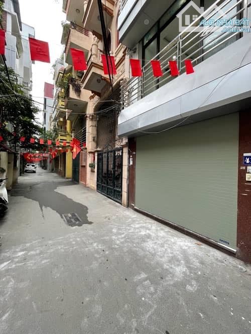 BÁN NHÀ LẠC LONG QUÂN - PHÂN LÔ - OTO TRÁNH - 9 PHÒNG DÒNG TIỀN