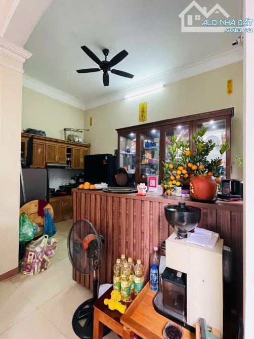 30.5 Tỷ= 5 Tầng, Lô Góc, Mặt Hồ, Kinh Doanh-Mặt Tiền 5m,Vỉa Hè 5m-Hồ Hạ Đình, Khương Đình