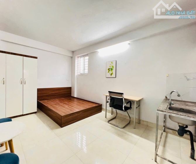 BÁN GẤP TOÀ NHÀ 7T THANG MÁY PHỐ NGUYỄN KHANG DT55m2 LÔ GÓC 3 MẶT 15 CĂN HỘ. 15 TỶ