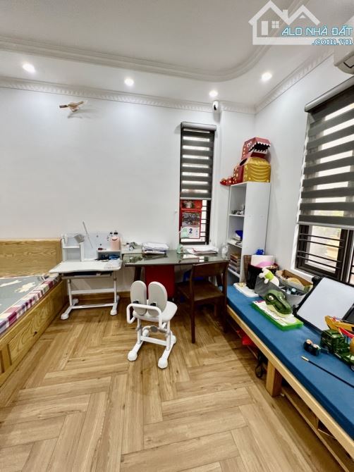 HOÀNG VĂN THÁI - THANH XUÂN 50M - 4T- Ô TÔ TRÁNH- MT5M CHỈ 16.2 Tỷ(TL)