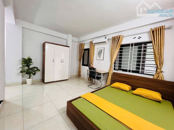 BÁN GẤP TOÀ NHÀ 7T THANG MÁY PHỐ NGUYỄN KHANG DT55m2 LÔ GÓC 3 MẶT 15 CĂN HỘ. 15 TỶ