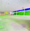 Cho thuê nhà 800 m2 mặt tiền Nguyễn Văn Cừ tiện KD