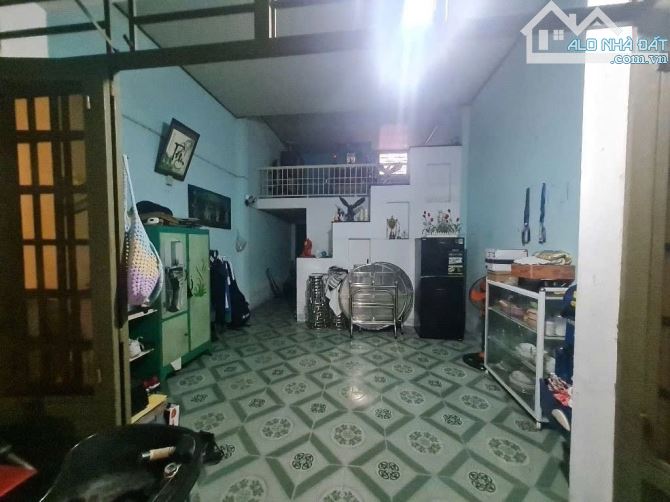 Độc quyền bán đất tặng nhà cấp bốn mặt tiền đường lớn 10m Mẹ Nhu