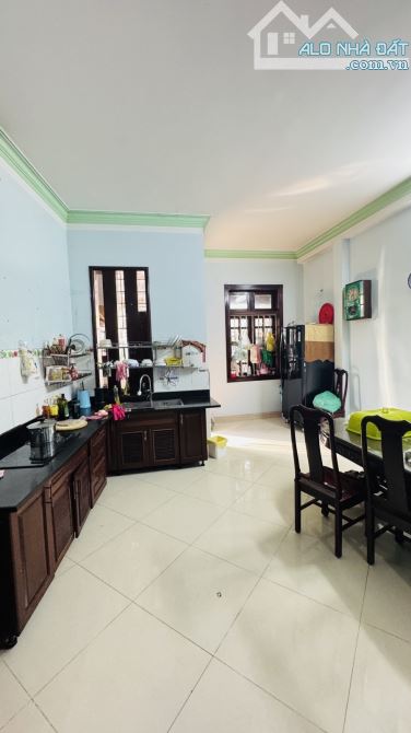 84. Nhà HXH đường Gò Dầu ngang 4,8 x 20 (96m2) 4 tầng giá chỉ 11 tỷ thương lượng