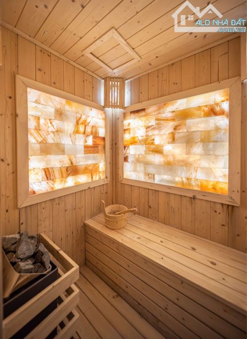 Bán toà khách sạn mặt phố Nguyễn Trường Tộ, DT: 190m2 x 16 Tầng, Mặt tiền: 8m, Giá 170 Tỷ