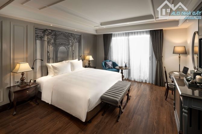 Bán toà khách sạn mặt phố Nguyễn Trường Tộ, DT: 190m2 x 16 Tầng, Mặt tiền: 8m, Giá 170 Tỷ