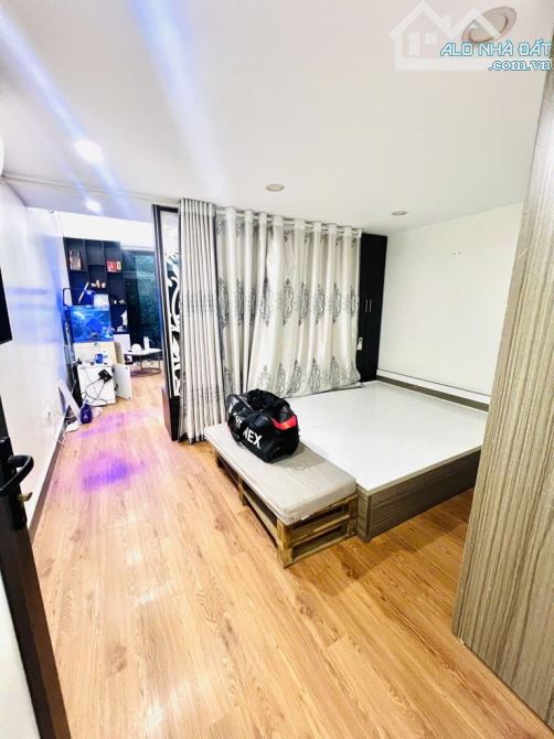 HIẾM QUÁ! PHẢI THẬT NHANH! NGÕ THÔNG Nhà phố Lĩnh Nam - 49 mét GẦN PHỐ. Chỉ 3 tỷ 7