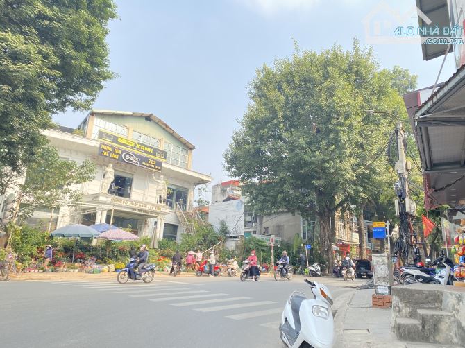 BÁN NHÀ HOÀNG HOA THÁM - TÂY HỒ - 39m - 8 Tỷ Hơn