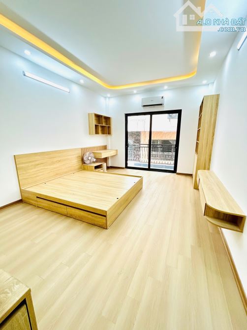 BÁN NHÀ 6 TẦNG THANG MÁY 45M FUll NỘI THẤT, MT 4M VĨNH HƯNG - HOÀNG MAI 10.76 Tỷ(TL)