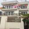 Nhà 3 tầng. Ô tô thông chạy quanh nhà hơn 100m. Gần sân bay giáp mặt đường quốc lộ 2