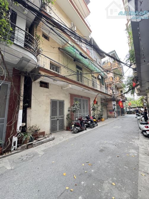 Bán Nhà 55M 4 Tầng, Phân Lô Bàn Cờ Ô Tô tránh, Kinh Doanh Yên Lạc, Hai Bà Trưng 19.8 Tỷ