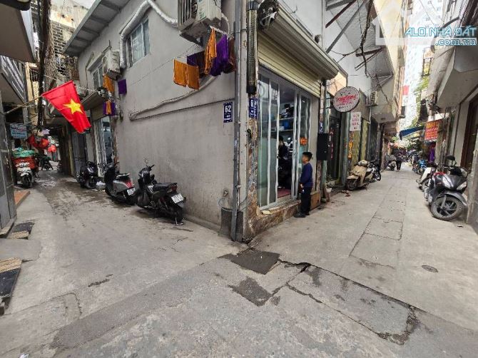 NHỈNH 8 TỶ SỞ HỮU NHÀ ĐẸP PHỐ QUAN NHÂN - 31M2 - MẶT TIỀN KHỦNG - NGÕ NÔNG - Ô TÔ ĐỖ GẦN